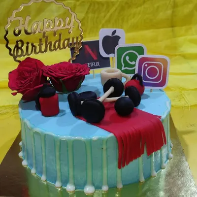 This cake is for the person who loves the gym but also enjoys scrolling through social media. It features fondant dumbbells alongside popular app logos like Instagram and Netflix, plus a fresh rose for a touch of elegance.