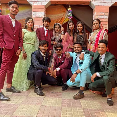 It’s always special to see the whole family come together for a wedding. Here I am with some of the family members and friends at a wedding event.