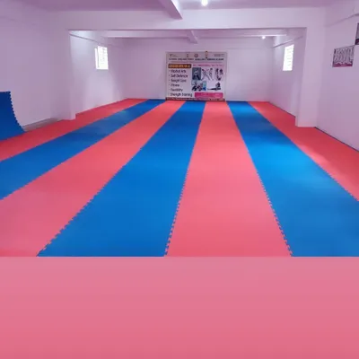 Our newly inaugurated second branch in Chikkabidarakallu, ready for action. A proper training floor is the foundation for learning powerful kicks and safe self-defense techniques.