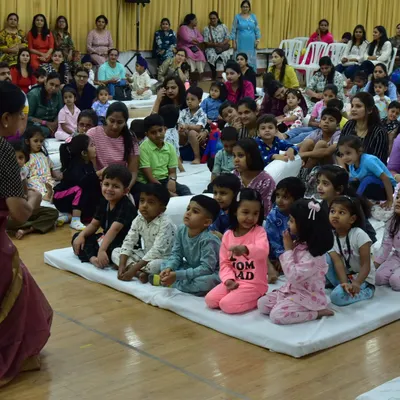 Look at these faces, so full of attention and curiosity. This was a beautiful session at the Fravashi Academy in Nashik, where over 200 parents and children gathered. In these moments, we create a wonderland of tales together.
