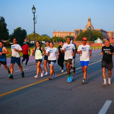 A beautiful Sunday morning run with the squad against the backdrop of Rashtrapati Bhavan. We make the most of our city's iconic routes, turning every run into a memorable experience.