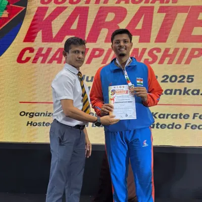 Jitendra Kumar receiving his Gold Medal at the 9th South Asian Karate Championship in Colombo. A testament to his powerful performance in the U21 +84kg category.