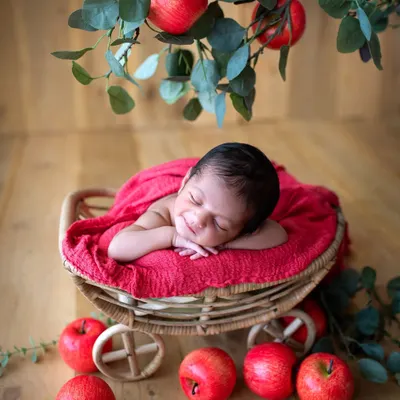 This is a final image from one of my recent workshops, shot by a student. You will learn how to create beautifully styled setups like this apple cart theme and leave with portfolio-ready images.