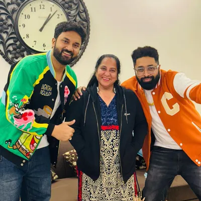 It was a pleasure to host and cook for Tehelka Bhai and Arun. Their appreciation for my home-cooked food means a lot to me.