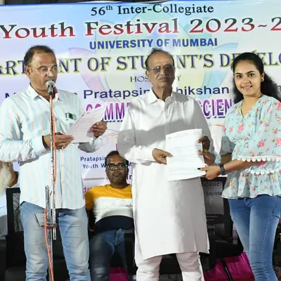 I was so happy to receive the 2nd Rank for my mehendi design in the Sindhudurg Zone at the Mumbai University Youth Festival. It's a wonderful recognition of my hard work and passion.