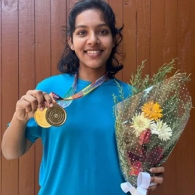 A huge congratulations to Pranavi for setting a new record with a score of 285/300 and winning two Gold medals in the 25M Sports Pistol event at the South Zone competition.
