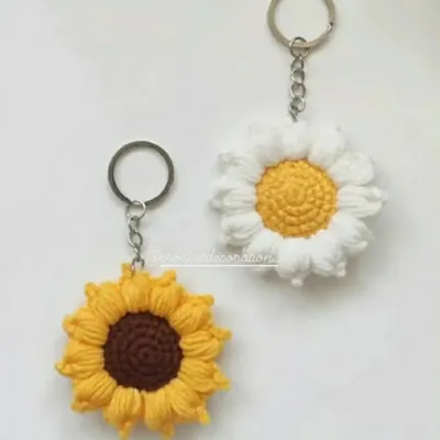 A matching set of our flower keychains, featuring a bright sunflower and a classic daisy. These crochet accessories are lightweight, durable, and a lovely way to carry a piece of handmade art with you.