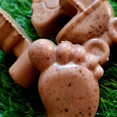 My Nalangu Maavu soaps, made especially for kids in fun shapes. This traditional herbal bath powder is known to be very gentle and good for a child's delicate skin.