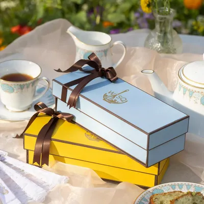 Gifting for the festival of Rakhi. We introduced our Pistachio Tea Cake in these beautiful signature gift boxes, available in yellow and Tiffany blue, tied with a satin ribbon. A perfect blend of traditional flavour and festive presentation.