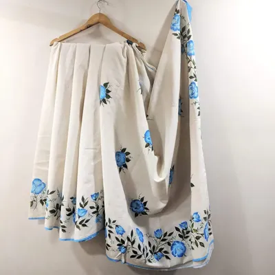 One of our favorite projects is helping you create wearable art. This hand-painted saree was brought to life in our fabric painting class, showing how you can turn a simple piece of cloth into a personal masterpiece.