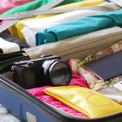 Pack everything you need for your trip without worrying about carrying it all. With your luggage safely stored with us, you can explore Delhi NCR's vibrant culture and history with just your essentials, like your camera and passport.