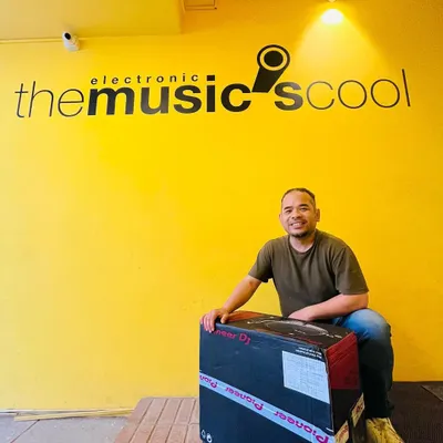 Look what just landed. Unboxing a classic PLX-1000 Turntable at the music school. We're always updating our gear to give you the best learning experience.