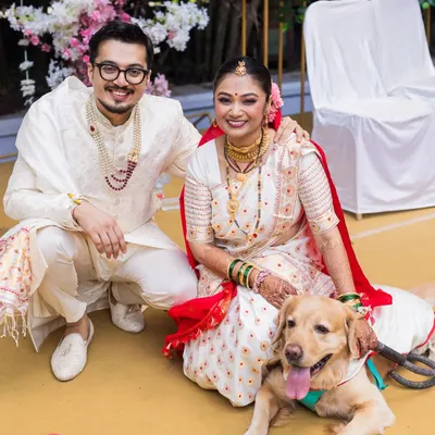 The best boy at the wedding. We love it when couples include their furry family members, like Pankaj and Shreya did with their golden retriever, Buddy.