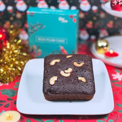 Our classic Rich Plum Cake is a Christmas essential. Packed with soaked fruits and nuts, this dense and moist cake is the taste of the holidays in every bite.
