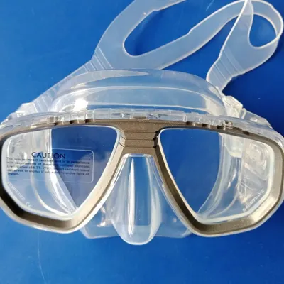 This is the Saekodive mask we use for custom prescription lenses. It's a durable, comfortable mask that fits a wide range of face shapes, making it an ideal choice for divers who need corrective vision.