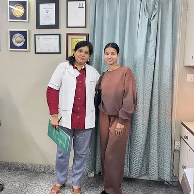 It was a pleasure to have the wonderful Nancy Tyagi visit my clinic. I believe in providing expert, personalized care to all my patients, and I am always happy to welcome inspiring personalities who trust me with their skincare needs.