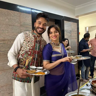 The fantastic duo Ankita Lokhande and Vicky Jain lighting up our catering event. When you book with me, you get the same star-quality food and service that B-town loves.