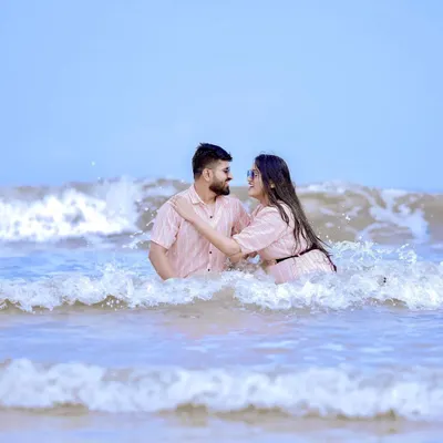 Let's create unforgettable memories with a pre-wedding beach photoshoot. I provide coordinated outfits and capture those candid, joyful moments against the backdrop of the waves.