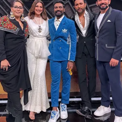 Actor and host Jay Bhanushali spotted on set wearing a custom black blazer with white row detailing that I designed for his television appearance.