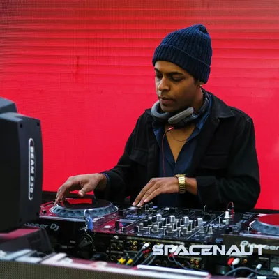 This is my workspace. I use a professional Pioneer DJ setup to ensure the sound is powerful and clear for any event, from an intimate party to a large festival.