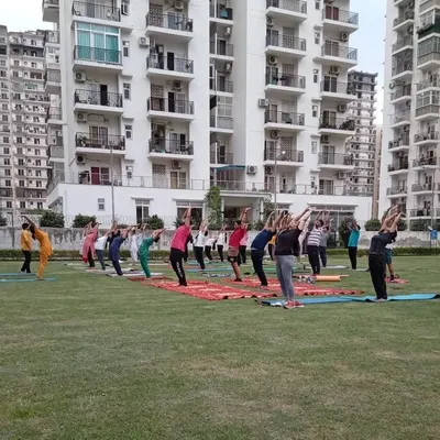 A wide shot of our International Yoga Day event. It was wonderful to see so many people from the community come together to practice in the park.