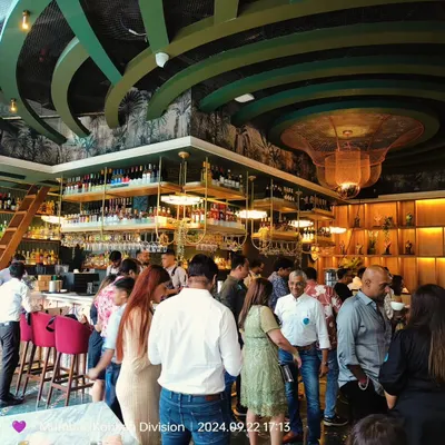 The room is always buzzing with conversation at my singles gatherings. I choose stylish yet comfortable venues in Mumbai so everyone can relax and be themselves.