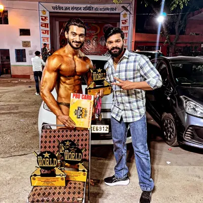 This victory was not possible without my posing mentor. I believe in learning from the best, and I pass that knowledge on to my own athletes.