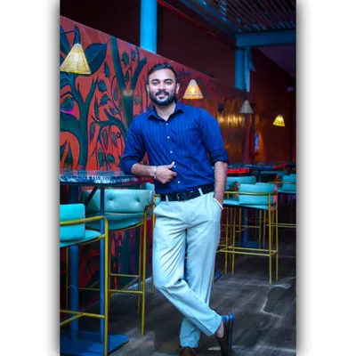 A posed shot in the club before the night begins. Looking good helps you feel good, and that positive energy translates directly into my music.