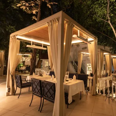 Your private haven for the evening. Our cabanas offer the perfect blend of privacy and comfort, allowing you to dine under the stars in a setting that feels a world away.