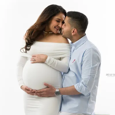 An intimate portrait capturing the quiet love and anticipation between a couple. My focus is on creating a relaxed space where you can connect naturally, letting your emotions shine.