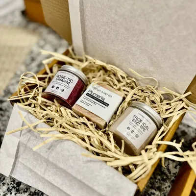 Timeless gifts, consciously curated. We recently crafted these bespoke, plastic-free gift sets for a special client, featuring our Plumeria soap, Rose-tic Charm salt soak, and Tropical Escape body polish. It's a celebration of elegance and care.
