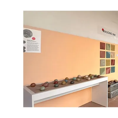 An overview of our exhibition at the IAADB in Delhi. The display features Tadelakt spheres and tiles, inviting visitors to touch and feel the materials.