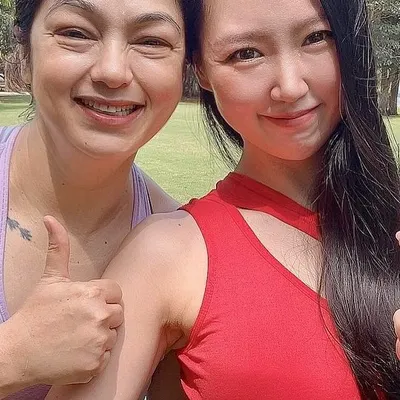 A happy selfie with my student Erica after a fantastic private session. Her kind words about my teaching style and the positive energy she gained mean the world to me.