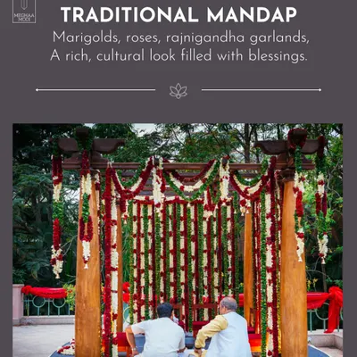 This traditional mandap design uses marigolds, roses, and rajnigandha garlands to create a rich, cultural look. In my courses, you learn to style with intention, whether the theme is traditional, minimal, or experimental.