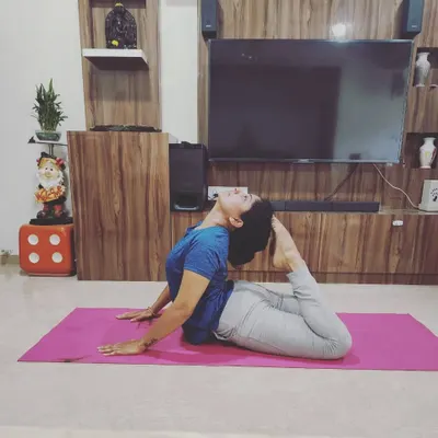 "Determine that the thing can and shall be done and then… find the way." This student embodies that spirit, showing beautiful progress in Rajakapotasana (King Pigeon Pose) from her home practice with our online classes.