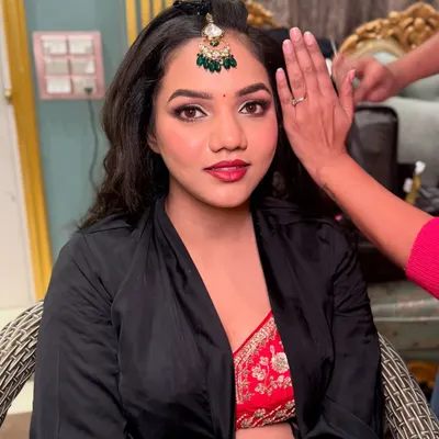 The "before" moment for bride Pragati. This is the beautiful canvas I get to work with.