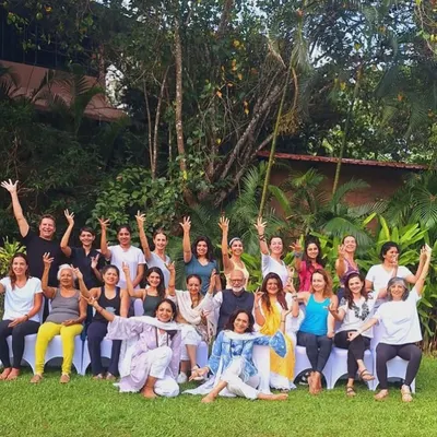 A moment of pure joy with the incredible souls from our Kabini retreat. This is what it's all about: creating a supportive community where everyone feels welcome and celebrated.