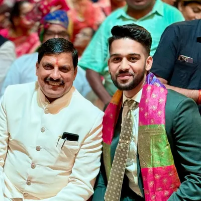 In discussion with the Hon’ble Chief Minister of Madhya Pradesh, Shri Dr. Mohan Yadav. Engaging with policymakers is vital for understanding the evolving economic landscape for my clients.