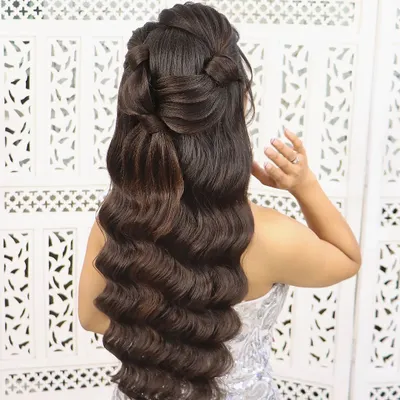 Hollywood waves are perfect for receptions and engagement parties. I teach you how to create these soft, glamorous waves that last all night and look incredible on camera.