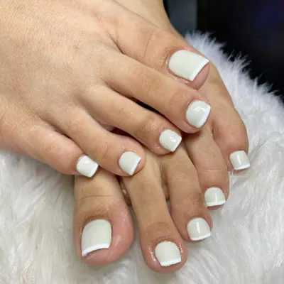 A classic and clean look for your toes. I applied a nude gel polish with a crisp white French tip for a timeless pedicure.