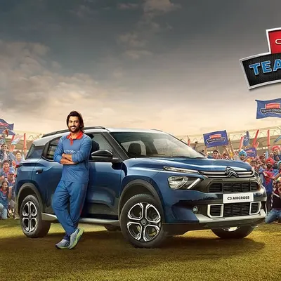I had the opportunity to style the legendary MS Dhoni for this Citroen "Team Dhoni" ad campaign. The goal was a cool, approachable look that matched his personality, featuring a simple blue tracksuit for this shot in a stadium full of fans.