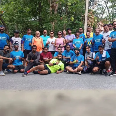 A great turnout for our HSR meetup and practice run. We welcome runners of all levels, from those attempting their first 5k to seasoned ultra-marathoners. It's all about sharing the road and inspiring each other.