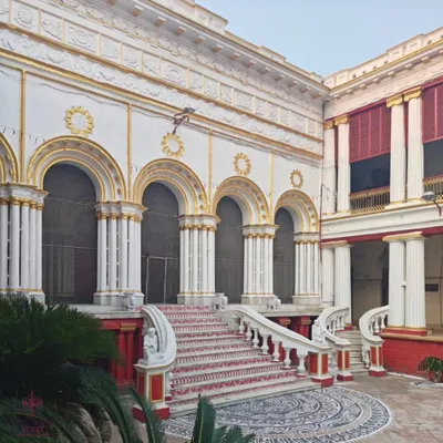 A closer look at the facade of the Bengal heritage project. The intricate arches, ornate columns, and detailed stonework are elements I am carefully preserving. The restoration aims to highlight the original craftsmanship and grandeur of the structure.