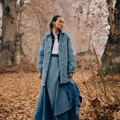 For this Ani Clothing campaign, we shot in the beautiful autumn landscape of Kashmir. The layered, textured blue outfit complements the rustic colors of the fallen leaves.