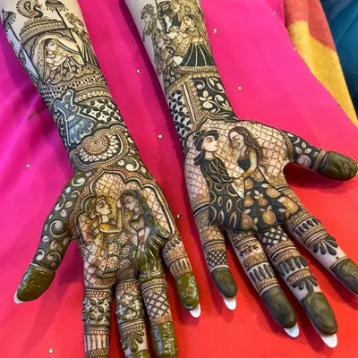 A complete view of a narrative bridal mehandi, telling a love story on both hands. My advanced course focuses on creating such symmetrical and interconnected designs.