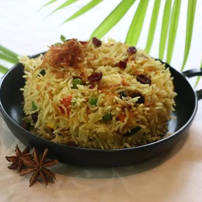 Good food, good mood. At Garden Court, every dish is crafted with care, bringing together rich flavours and fresh ingredients.