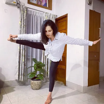 My lines aren’t quite perfect here, and honestly, my motivation vanished after two tries. I realized I'd rather be eating noodles. I keep it real because yoga isn't about perfection; it's about showing up.