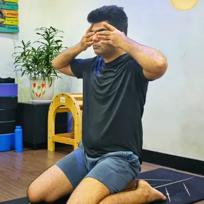 In Bhramari Pranayama, the humming bee breath, we seal off the external senses to turn inward. The gentle vibration calms the nervous system, releases stress, and brings a profound sense of clarity and inner balance.