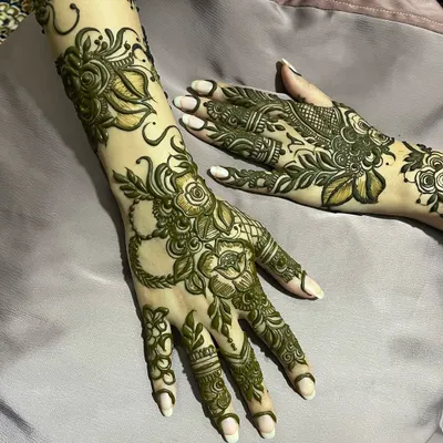 A lush, full-arm floral design where bold flowers and leaves create a beautiful, flowing pattern.