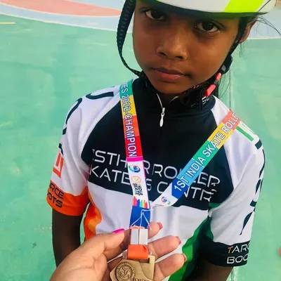 This is what it's all about. Our skater Veeskha Kandula with her well-earned national gold medal from the open national skating championship in Mohali.